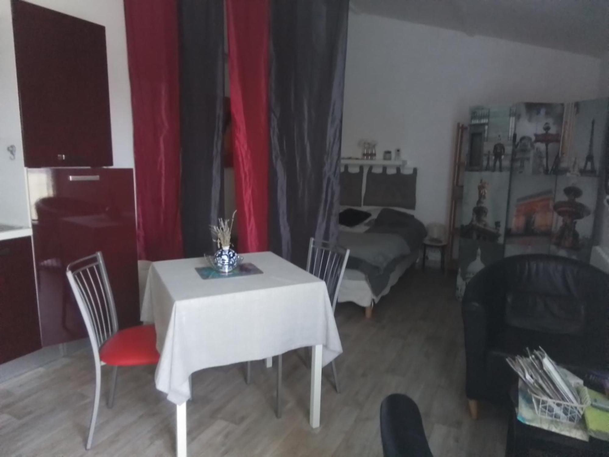 Appartement Tiny House Independante Climatisee Moulès